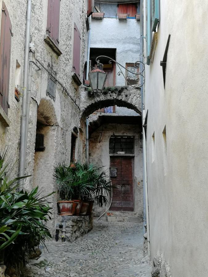 リエルナ L'Antico Borgo, Un Mix Di Storia E Romanticismoヴィラ エクステリア 写真